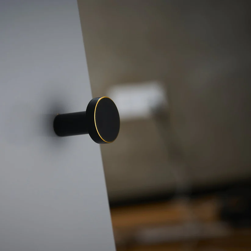 BRAZE Circular Brass Knobs - Image 2