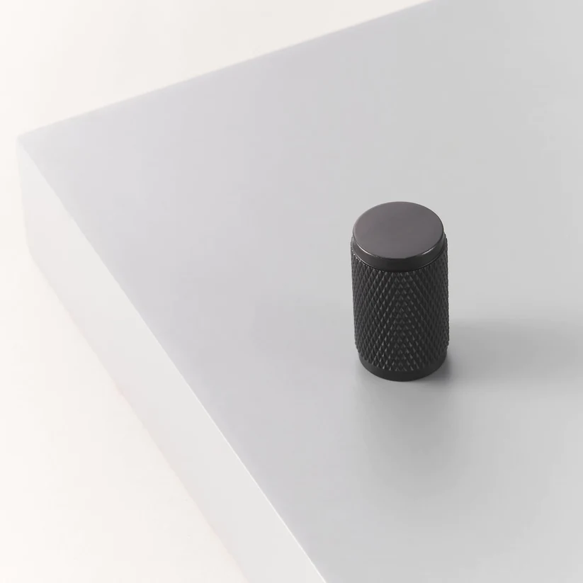 LUX Solid Brass Knurled Knobs