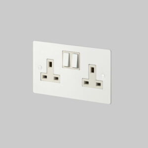 2G UK PLUG SOCKET / WHITE- Buster & Punch