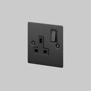 1G UK PLUG SOCKET / BLACK - Buster & Punch