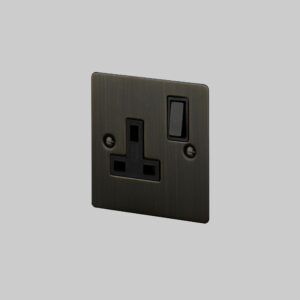 1G UK PLUG SOCKET / SMOKED BRONZE - Buster & Punch