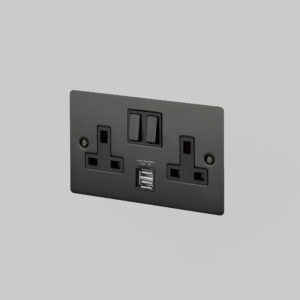 2G UK PLUG SOCKET / USB / BLACK - Buster & Punch