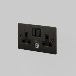 2G UK PLUG SOCKET / USB / SMOKED BRONZE - Buster & Punch