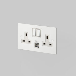 2G UK PLUG SOCKET / USB / WHITE- Buster & Punch