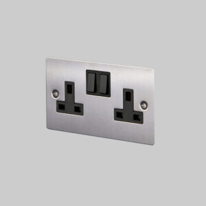 2G UK PLUG SOCKET / STEEL- Buster & Punch