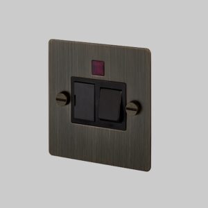 SWITCHED FUSED SPUR / SMOKED BRONZE - Buster & Punch